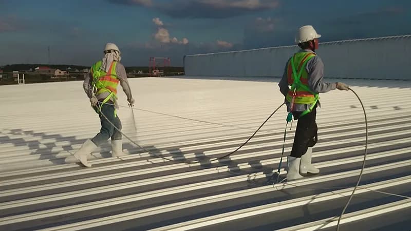 Giá thi công sơn chống nóng mái tôn: Giải pháp bảo vệ công trình tối ưu